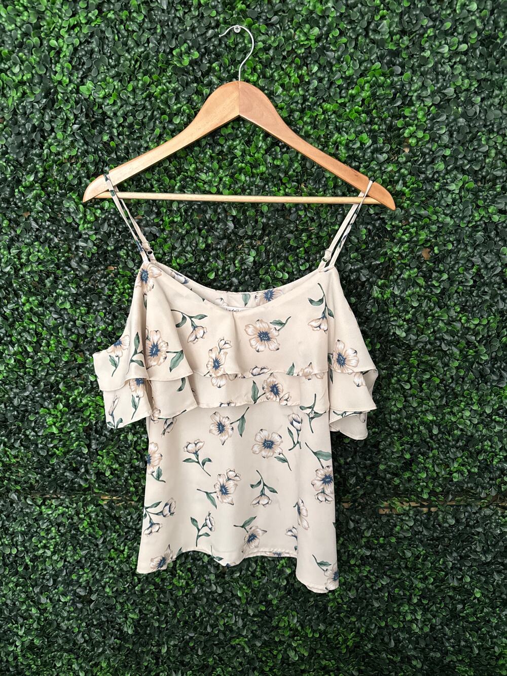 Lydelle, Cream Floral, spaghetti strap, Women’s size L,
